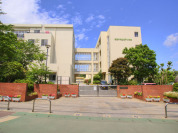 根戸小学校