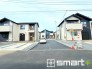 4号棟 ～閑静な住宅街の立地～
・周辺は閑静な住宅街となっておりますので、静かな暮らしをご実現いただけます。
・前面道路の交通量も多くないので、小さなお子様がいるご家庭でもご安心ですね。
