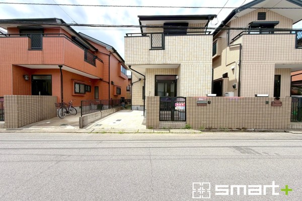 〇守谷市松ヶ丘3丁目 中古戸建〇~地下に広い居室~