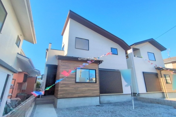 流山市江戸川台西11期 2号棟